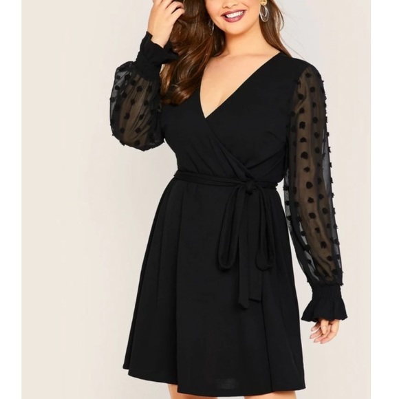 Black plus size swiss dot dress - Picture 3 of 5